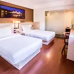 Chiang Roi 7 Days Inn