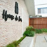 Home De Bear