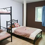 Cool Guesthouse