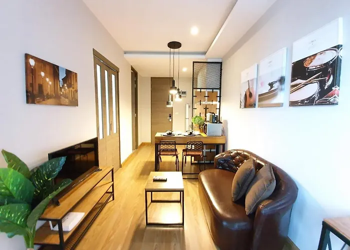 Nice Modern Condo In Nimmanhemin With Roof Top Pool