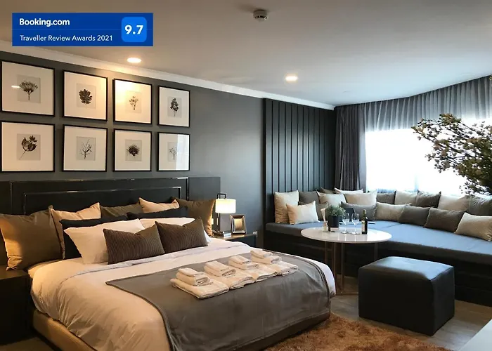 Stay In Style At Nimman R306B