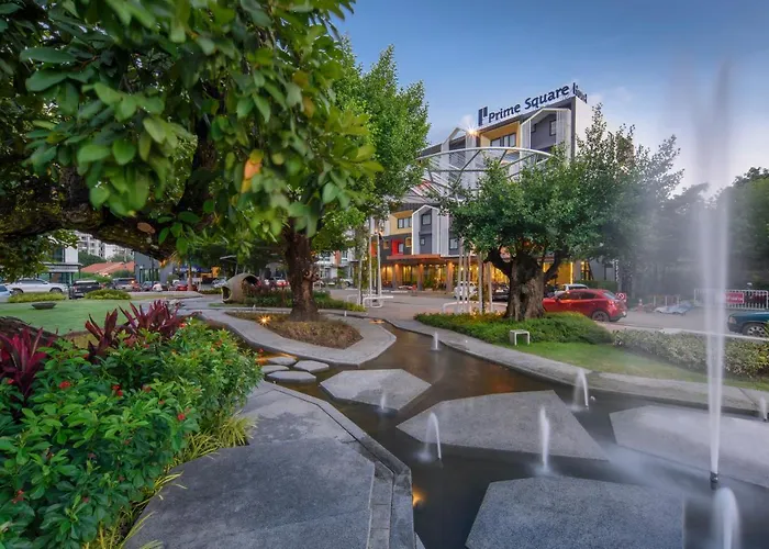 Prime Square Hotel