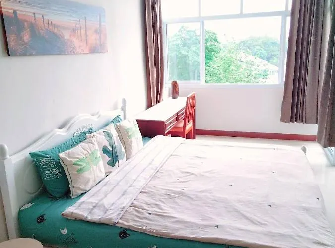 3 Pool With Condo Opposite The Train Station, Near Old City And Nimman