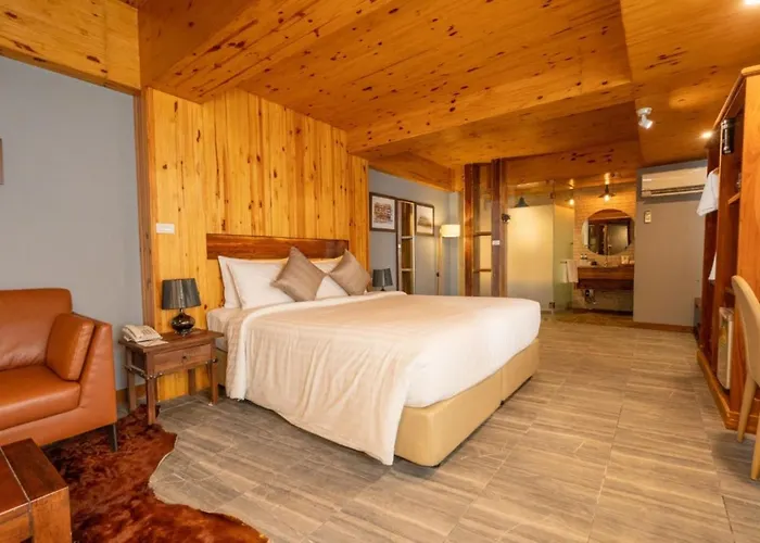Sanae\' Townhouse Chiang Mai