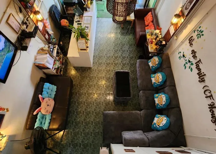 Chiangmai First House & Tour