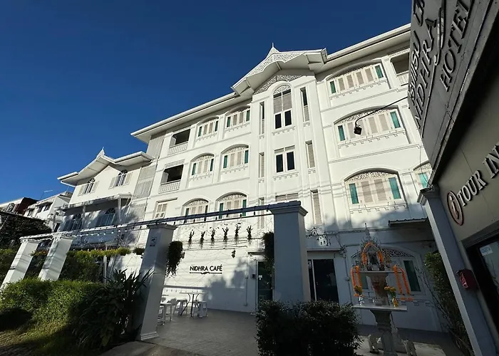 Nidhra Lanna Hotel