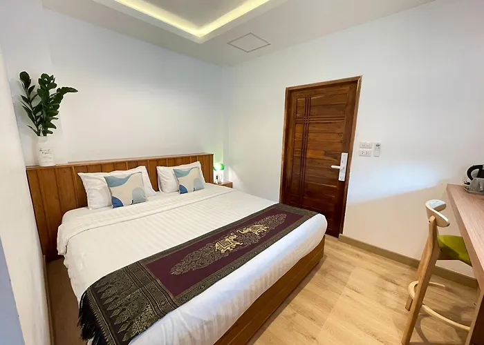 Ashi Poshtel