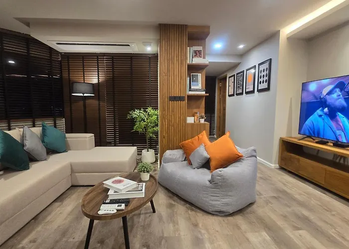 Armo Nimman 2 Suite