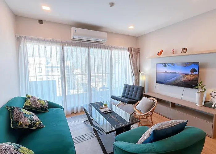 New Luxury Top Pool Gym Condo Astra Sky River 3Br