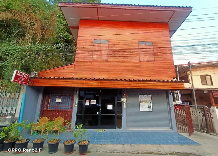 Home Stay At Tapae Chiang Mai