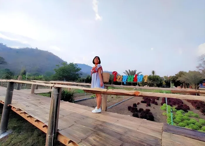 Nai Khun Khao Resort
