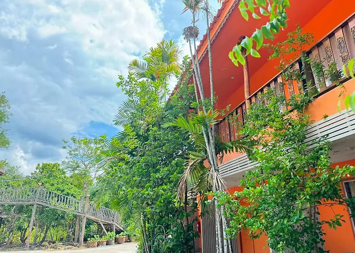 Honeyland Resort
