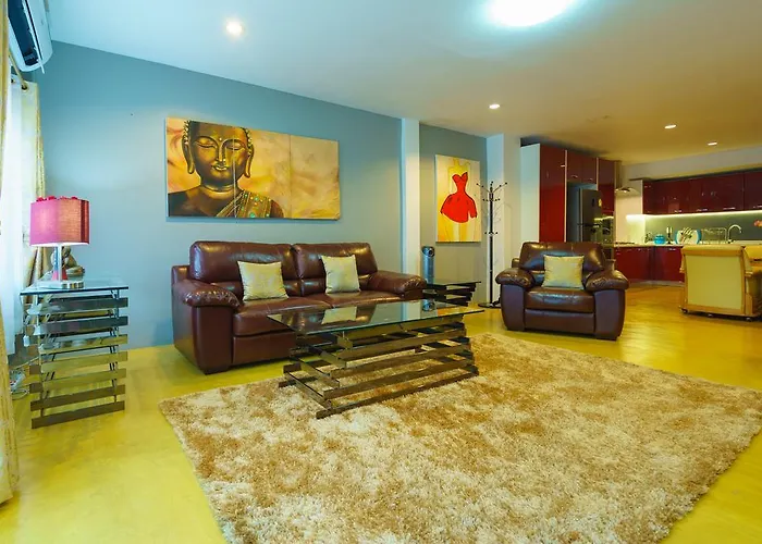 Luxury Town House In The Heart Of The Old City
