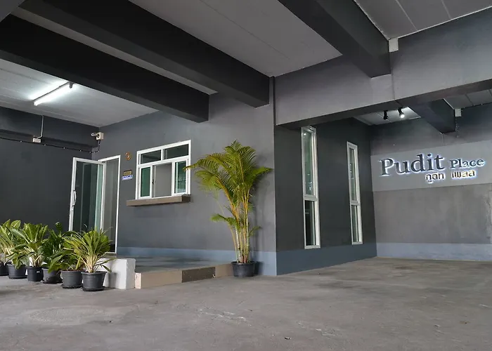 Pudit Place