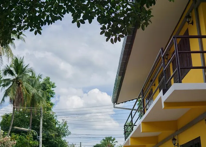 Him Dara Homestay