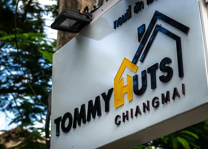 Tommy Huts