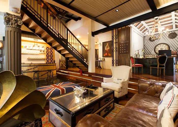 S\' Private House