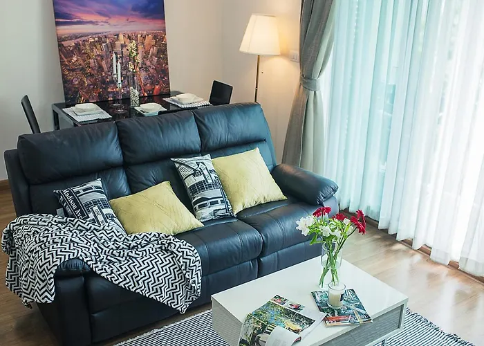 Airone Niman Soi 6 Apartment