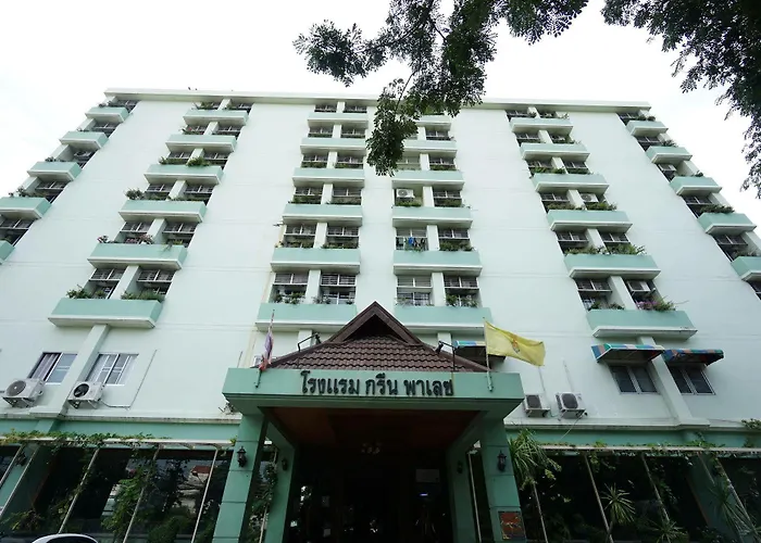 Green Palace Hotel
