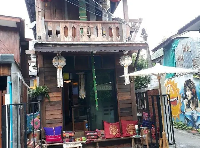 Huen Chiang Man Hostel (Adults Only)