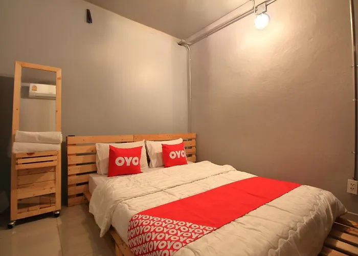 Oyo 544 Sleep Sloth Hostel