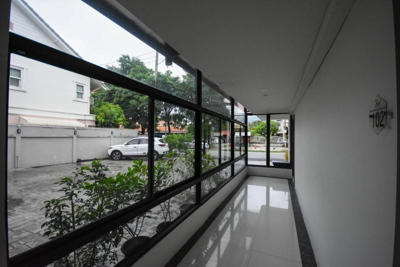 F Plus F 2* Chiang Mai