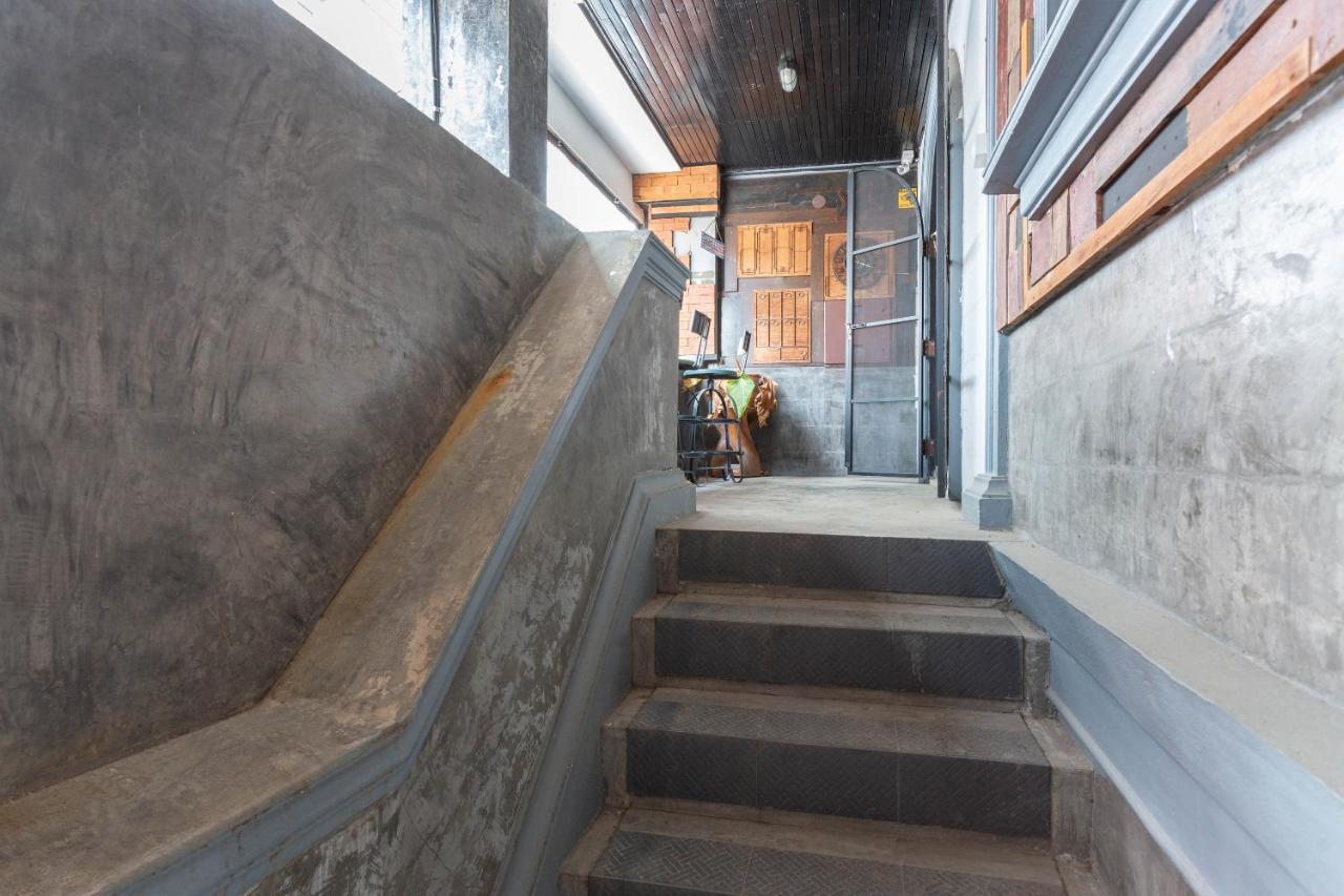 Oyo 1049 N Nimman Chiang Mai