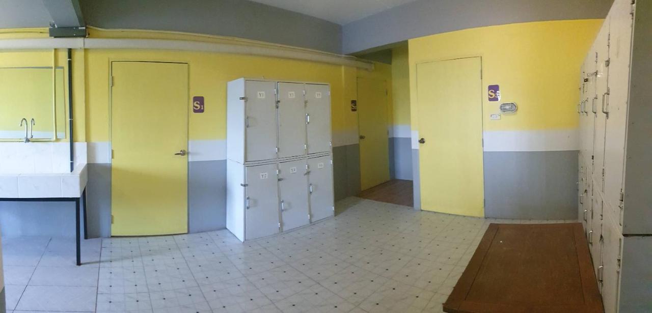 Me U Hostel *