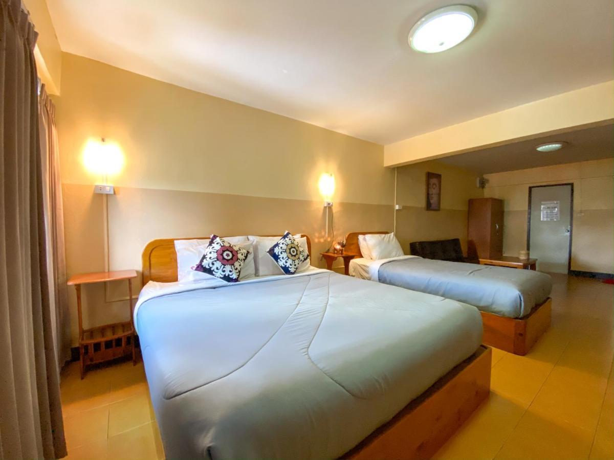 Guest house Funky Monkey Cnx -