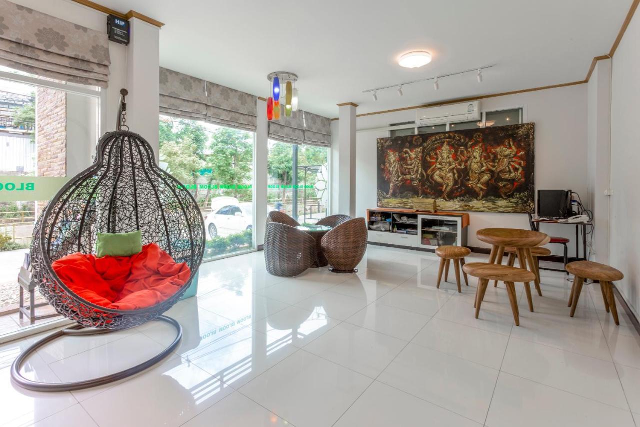 Hotel Oyo 1053 Bloom Chiang Mai