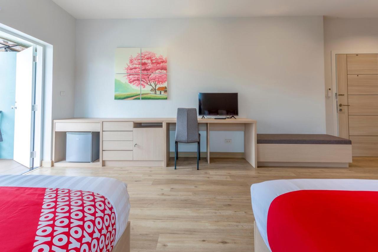 Hotel Oyo 1053 Bloom 3*