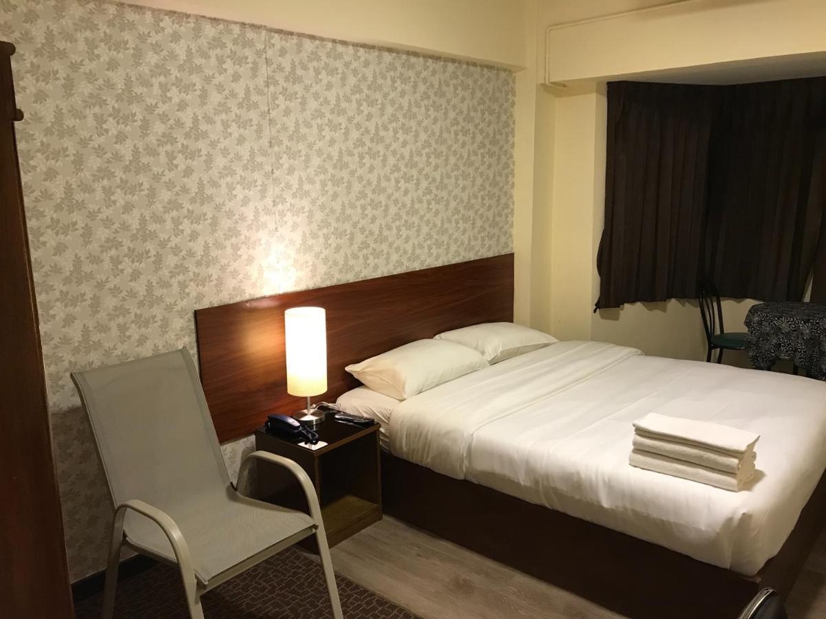 Hotel Rcn Court & 2*