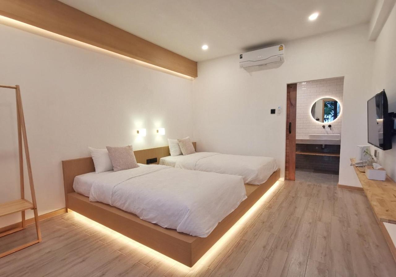 Aono Hotel 3*