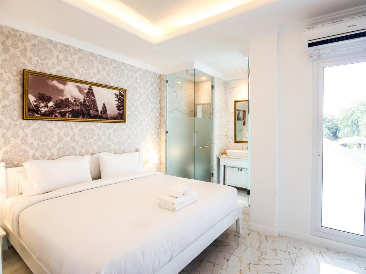 Hotel B2 Riverside Colonial
