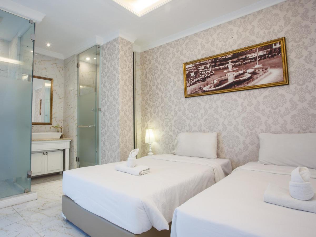 Hotel B2 Riverside Colonial