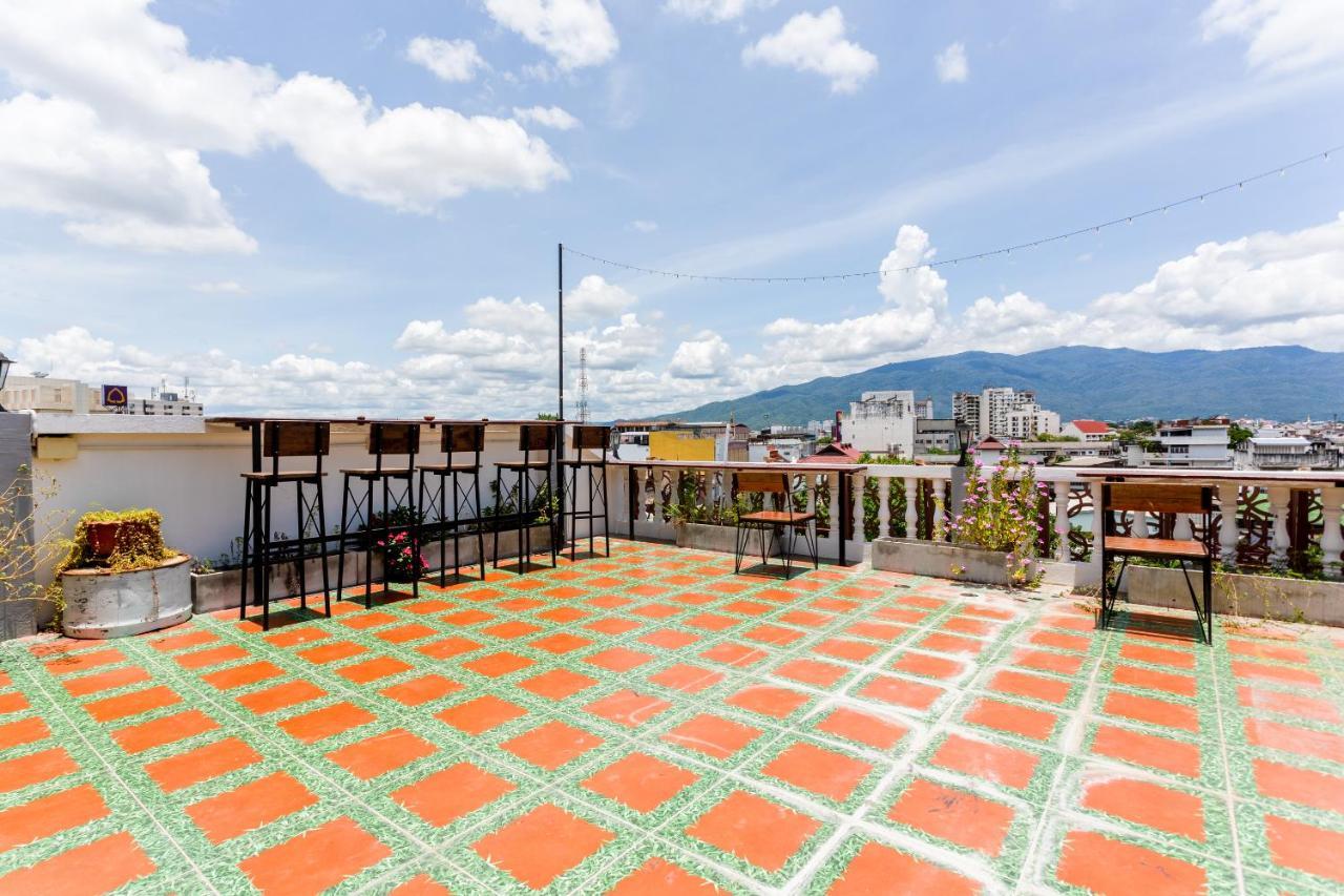 Hotel Oyo 1093 De Nawarat Boutique Chiang Mai