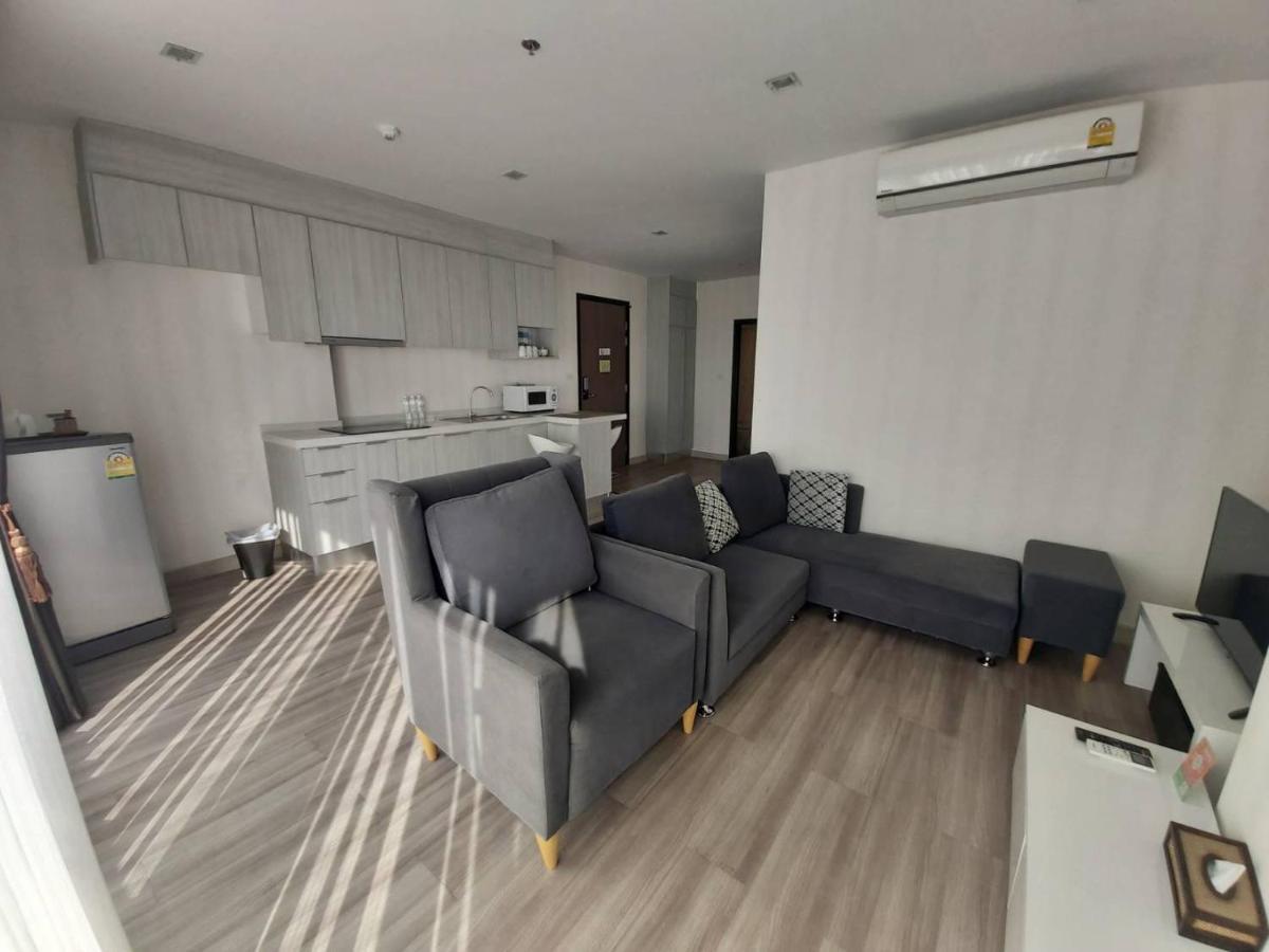 The One Prio Apartment *