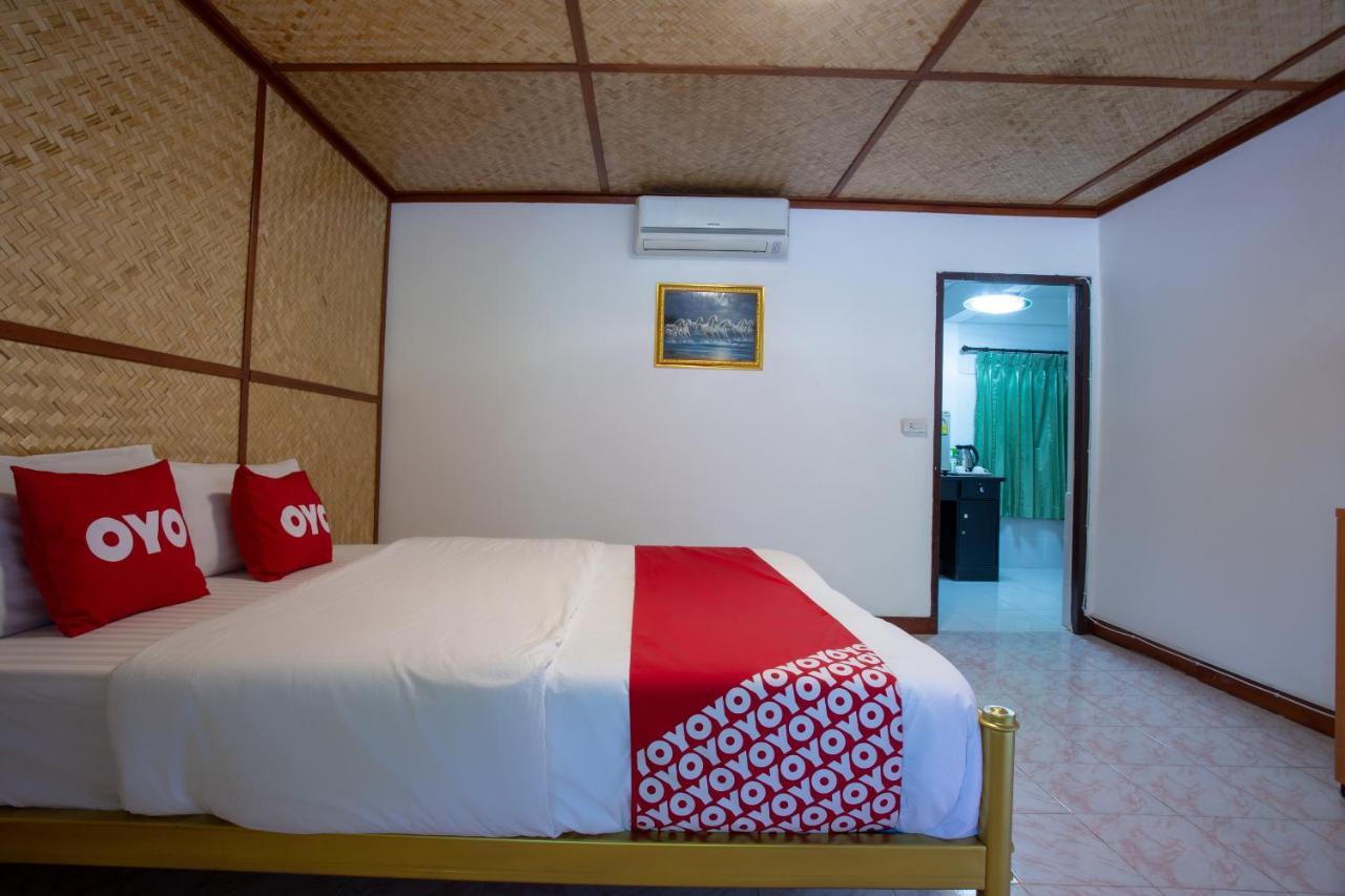 Oyo 909 Guiding Star Hotel Chiang Mai