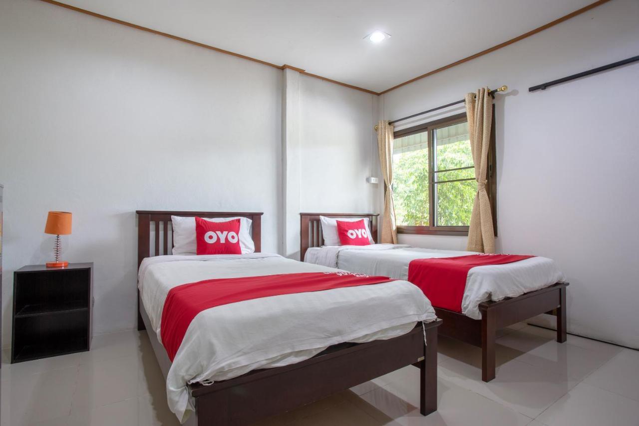 Oyo 909 Guiding Star Hotel