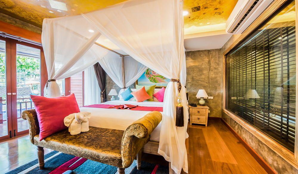 Hotel The Chaya And 4*