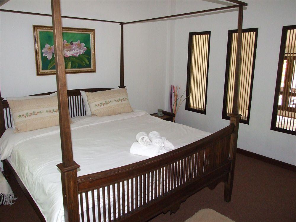 Baan Namping Riverside Village Chiang Mai
