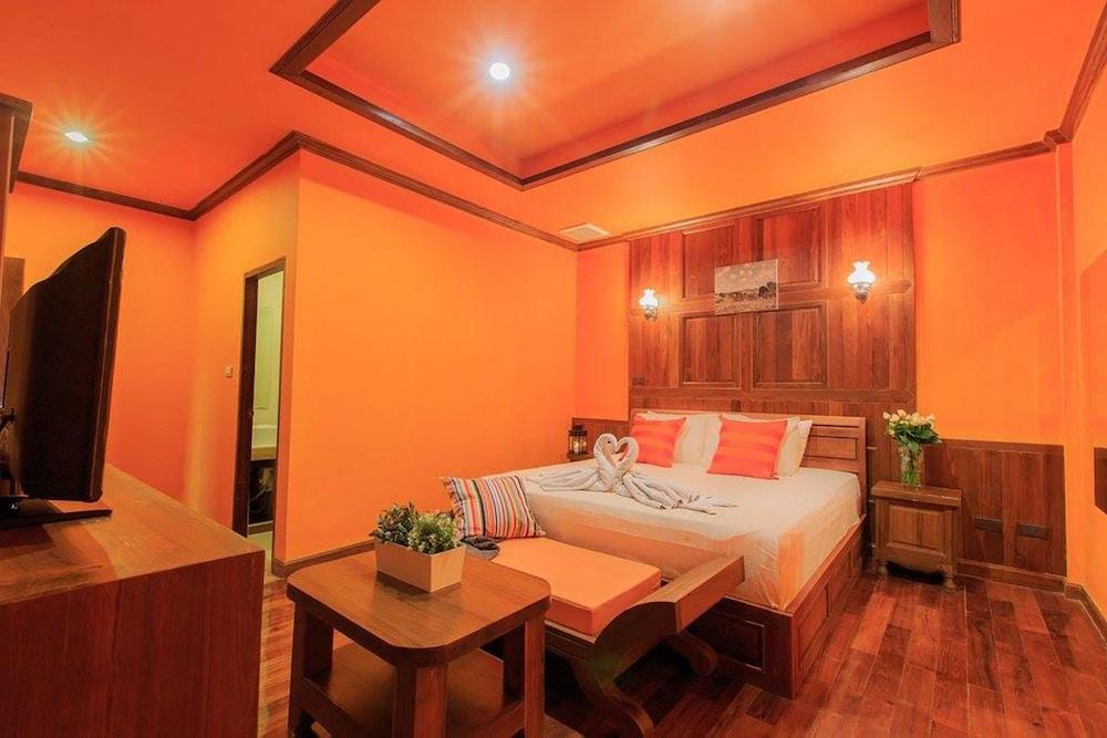 Hotel S48 4*