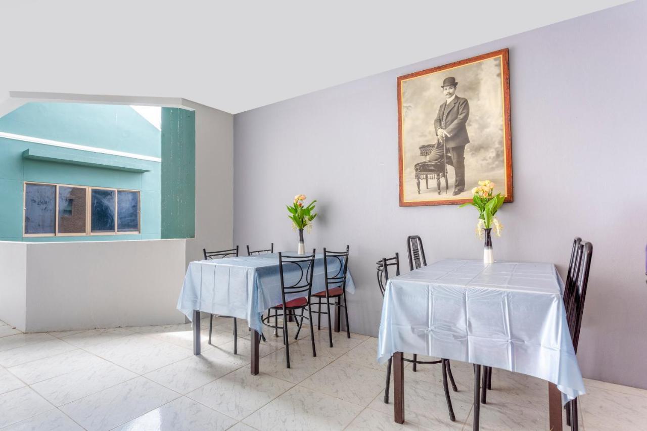 Oyo 990 Siam​ Lanna​ Grand​ Hotel​ Chiangmai 2*