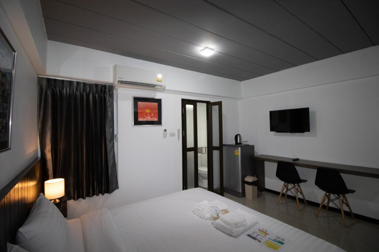 The 168 Gallery And Hotel