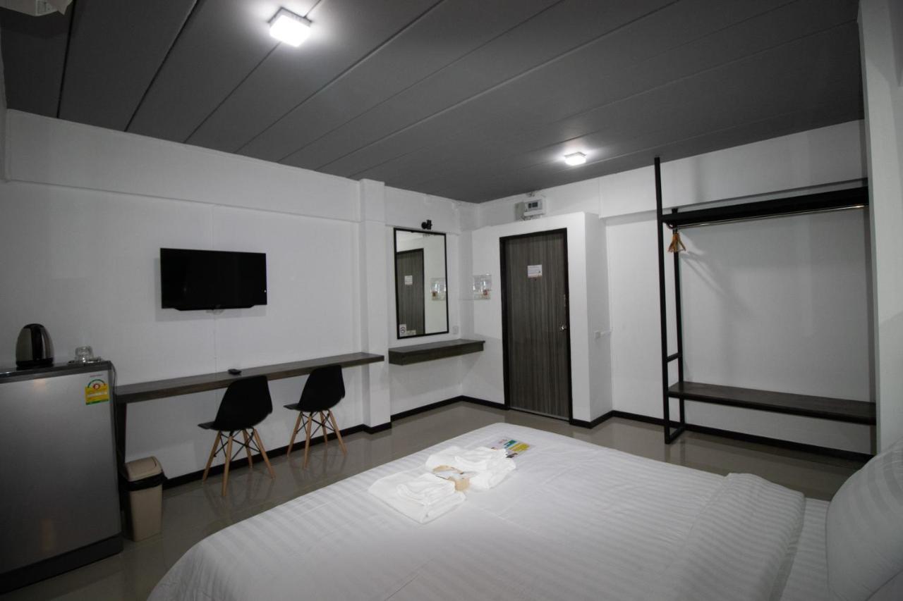 The 168 Gallery And Hotel