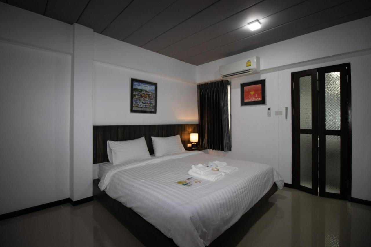 The 168 Gallery And Hotel 2*