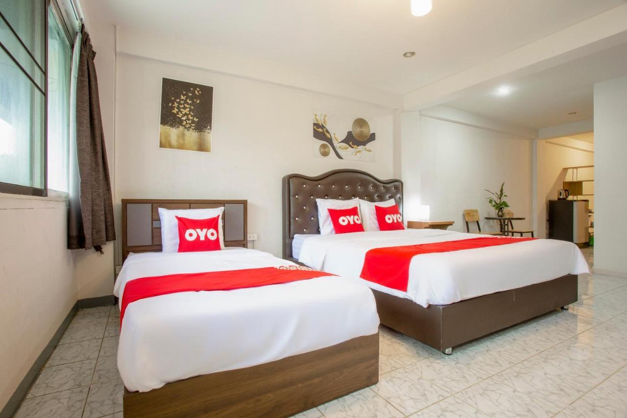 Hotel Oyo 1174 Thai Good Tastes 2*