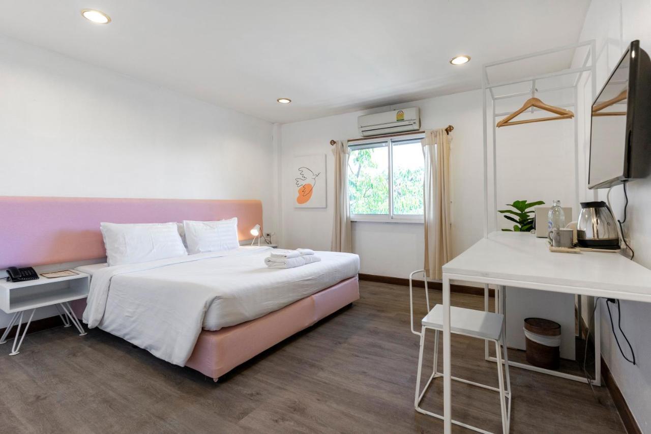 4 Bedrooms Family At Old Apartment