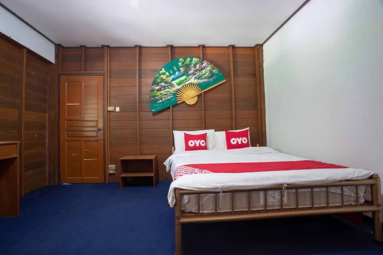 Hotel Oyo 909 Guiding Star