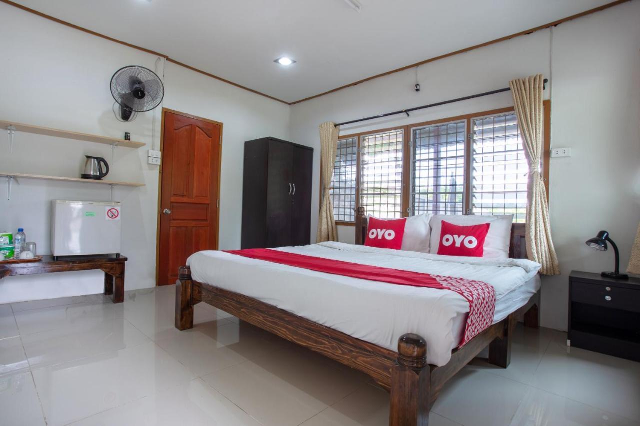 Hotel Oyo 909 Guiding Star 2*